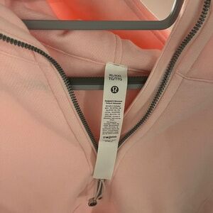Strawberry Milkshake Lululemon Scuba crop